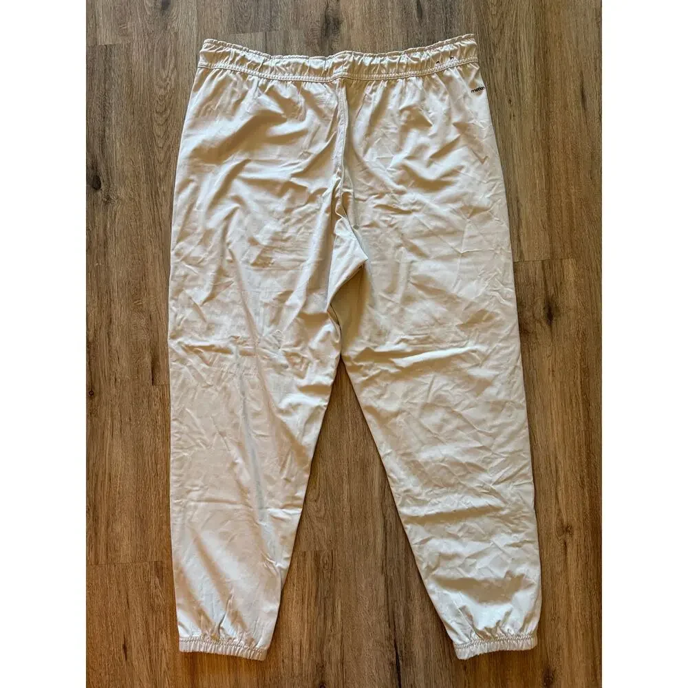 Motion Tan Men’s Athletic Pants Size XL